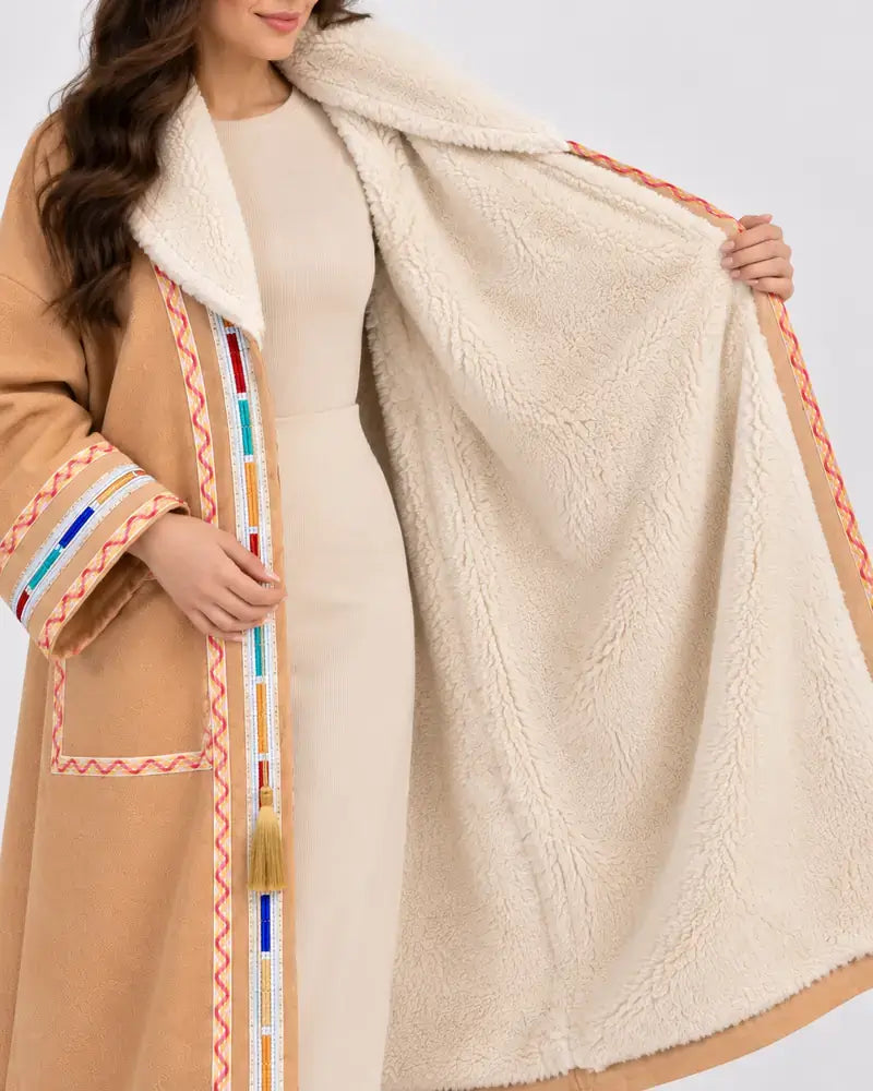 Women's traditional Jordanian Farwa winter coat fur lining detail